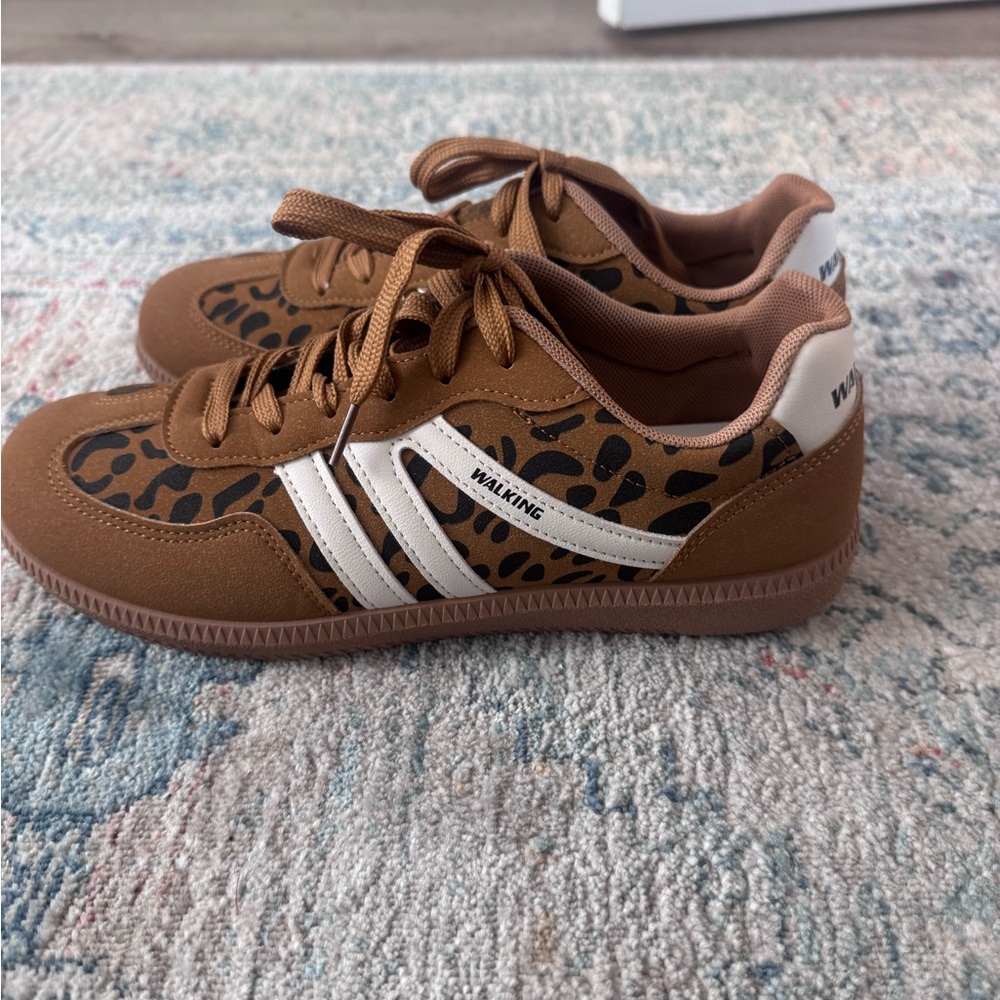 Kids Brown Leopard Sneakers
